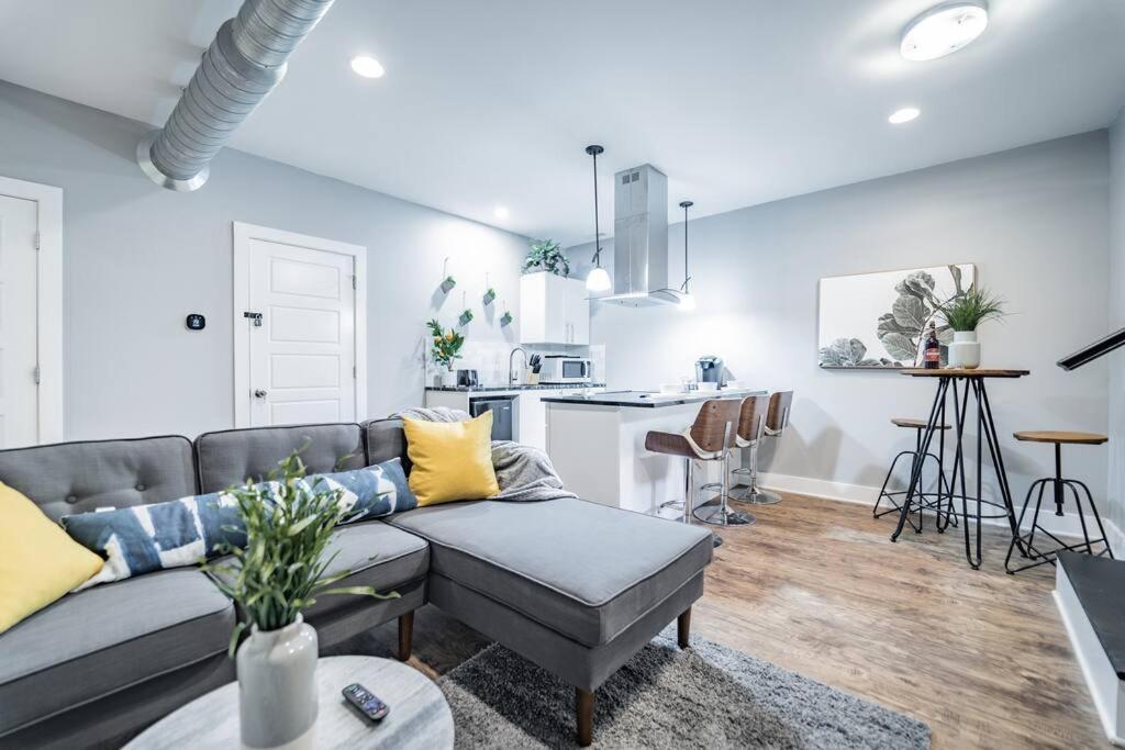Holiday home Contemporary 2br2ba W-king - Den - Private Entry-yard